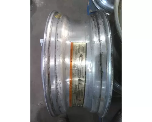 HUB PILOTED - ALUMINUM 22.5 X 8.25 WHEEL