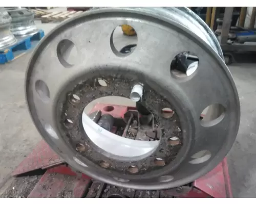 HUB PILOTED - ALUMINUM 22.5 X 8.25 WHEEL