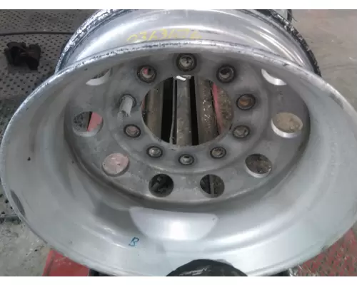 HUB PILOTED - ALUMINUM 22.5 X 8.25 WHEEL