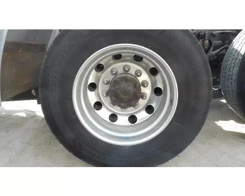 HUB PILOTED - ALUMINUM 22.5 X 8.25 WHEEL