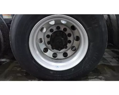 HUB PILOTED - ALUMINUM 22.5 X 8.25 WHEEL