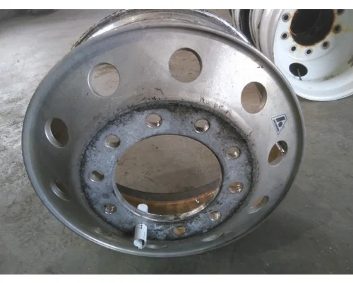 HUB PILOTED - ALUMINUM 22.5 X 8.25 WHEEL