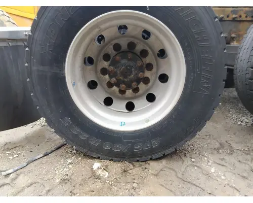 HUB PILOTED - ALUMINUM 22.5 X 8.25 WHEEL