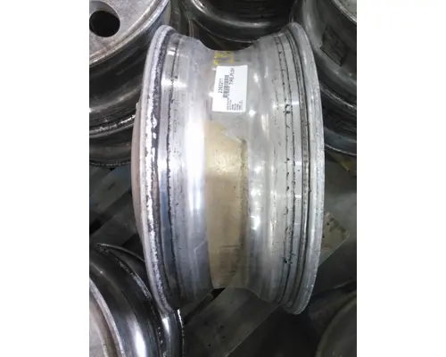 HUB PILOTED - ALUMINUM 22.5 X 8.25 WHEEL