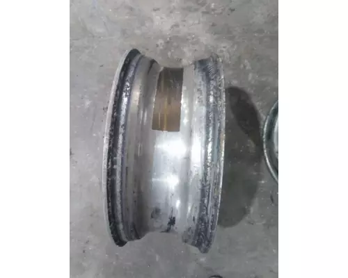 HUB PILOTED - ALUMINUM 22.5 X 8.25 WHEEL