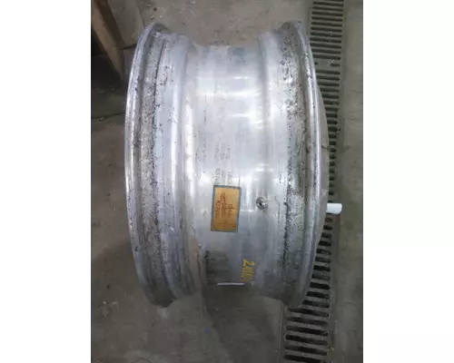 HUB PILOTED - ALUMINUM 22.5 X 8.25 WHEEL