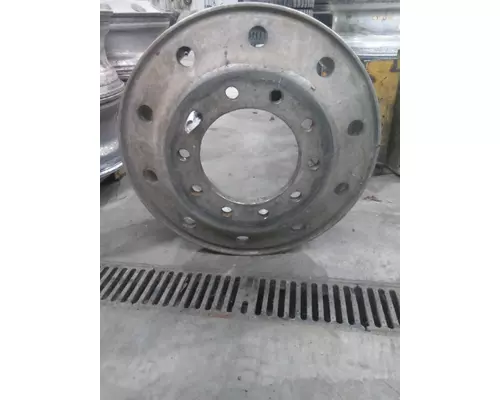 HUB PILOTED - ALUMINUM 22.5 X 8.25 WHEEL