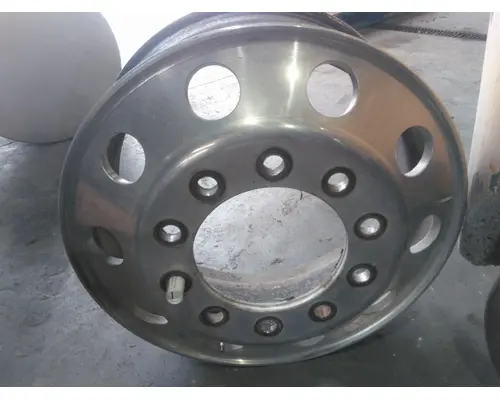 HUB PILOTED - ALUMINUM 22.5 X 8.25 WHEEL