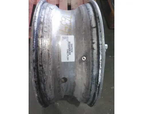 HUB PILOTED - ALUMINUM 22.5 X 8.25 WHEEL