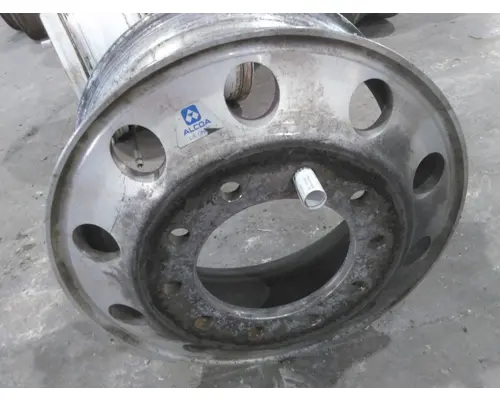 HUB PILOTED - ALUMINUM 22.5 X 8.25 WHEEL