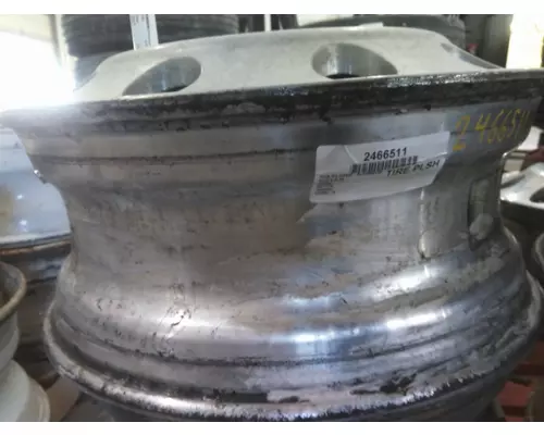 HUB PILOTED - ALUMINUM 22.5 X 8.25 WHEEL