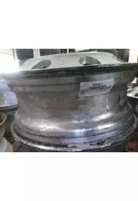 HUB PILOTED - ALUMINUM 22.5 X 8.25 WHEEL