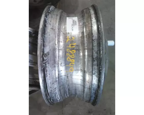 HUB PILOTED - ALUMINUM 22.5 X 8.25 WHEEL