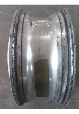 HUB PILOTED - ALUMINUM 22.5 X 8.25 WHEEL