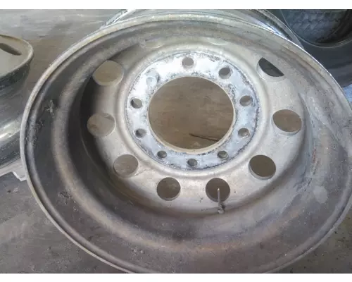HUB PILOTED - ALUMINUM 22.5 X 8.25 WHEEL