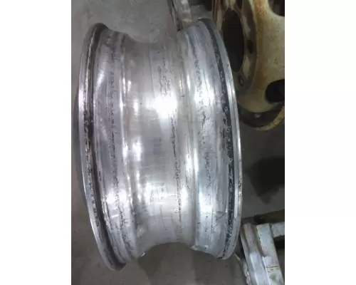 HUB PILOTED - ALUMINUM 22.5 X 8.25 WHEEL