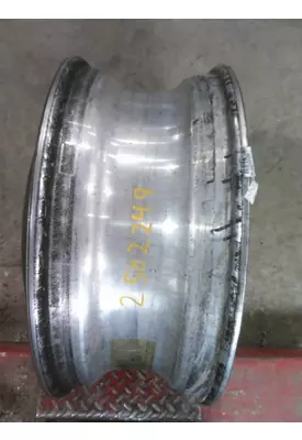 HUB PILOTED - ALUMINUM 22.5 X 8.25 WHEEL