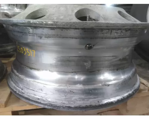 HUB PILOTED - ALUMINUM 22.5 X 8.25 WHEEL