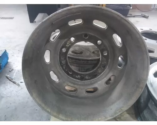 HUB PILOTED - ALUMINUM 22.5 X 8.25 WHEEL