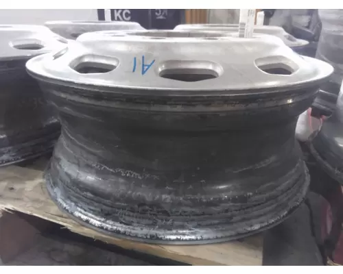 HUB PILOTED - ALUMINUM 22.5 X 8.25 WHEEL