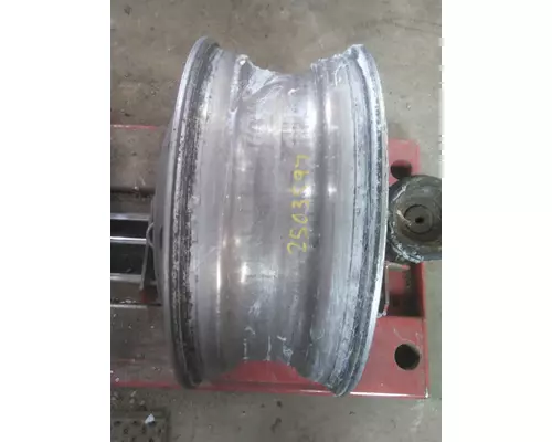 HUB PILOTED - ALUMINUM 22.5 X 8.25 WHEEL