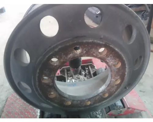 HUB PILOTED - ALUMINUM 22.5 X 8.25 WHEEL