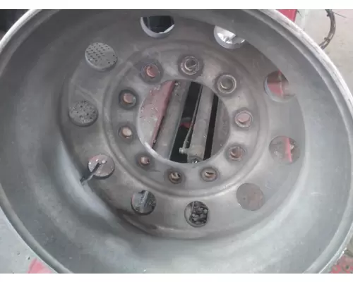 HUB PILOTED - ALUMINUM 22.5 X 8.25 WHEEL