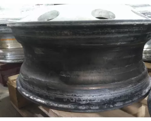HUB PILOTED - ALUMINUM 22.5 X 8.25 WHEEL