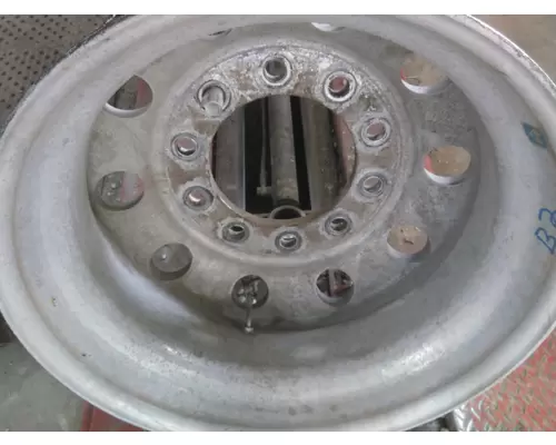 HUB PILOTED - ALUMINUM 22.5 X 8.25 WHEEL