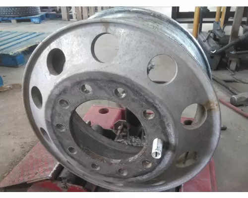 HUB PILOTED - ALUMINUM 22.5 X 8.25 WHEEL