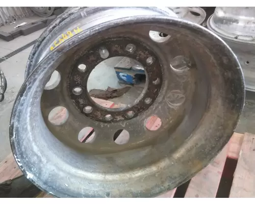 HUB PILOTED - ALUMINUM 22.5 X 8.25 WHEEL