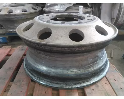 HUB PILOTED - ALUMINUM 22.5 X 8.25 WHEEL