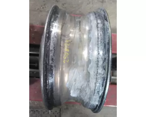 HUB PILOTED - ALUMINUM 22.5 X 8.25 WHEEL