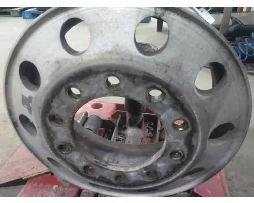 HUB PILOTED - ALUMINUM 22.5 X 8.25 WHEEL