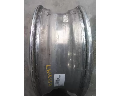 HUB PILOTED - ALUMINUM 22.5 X 8.25 WHEEL