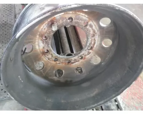 HUB PILOTED - ALUMINUM 22.5 X 8.25 WHEEL