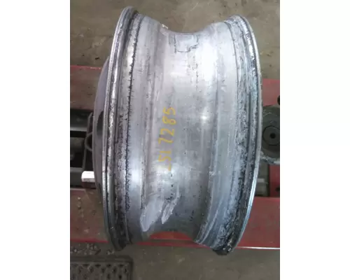 HUB PILOTED - ALUMINUM 22.5 X 8.25 WHEEL