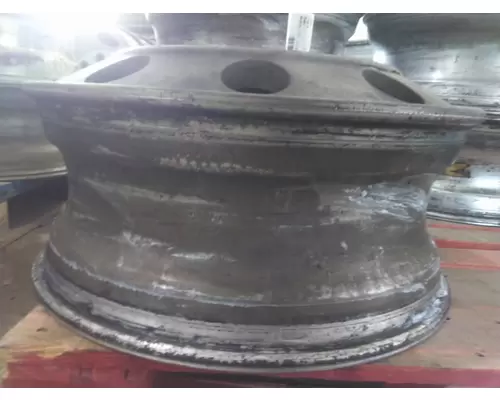 HUB PILOTED - ALUMINUM 22.5 X 8.25 WHEEL
