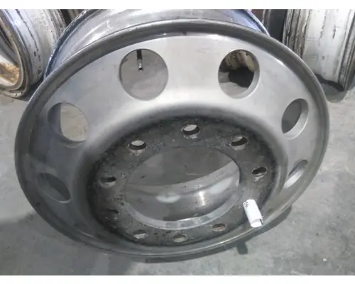 HUB PILOTED - ALUMINUM 22.5 X 8.25 WHEEL