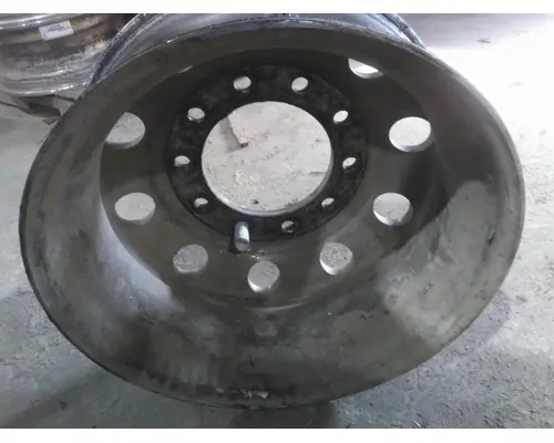 HUB PILOTED - ALUMINUM 22.5 X 8.25 WHEEL