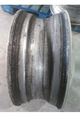 HUB PILOTED - ALUMINUM 22.5 X 8.25 WHEEL