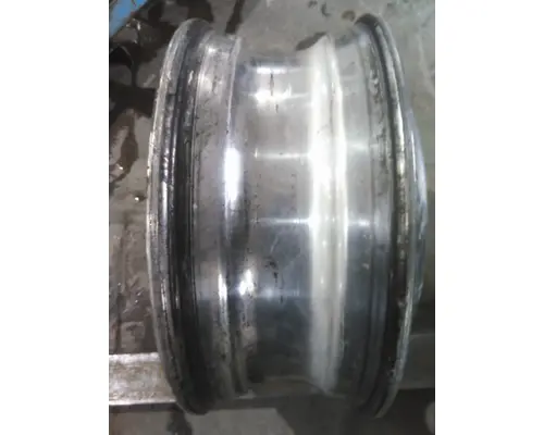 HUB PILOTED - ALUMINUM 22.5 X 8.25 WHEEL