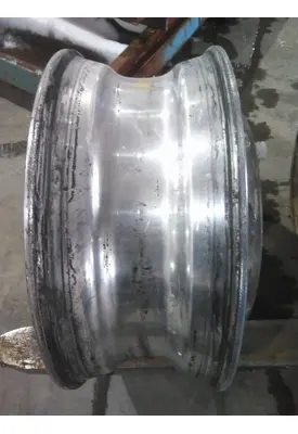 HUB PILOTED - ALUMINUM 22.5 X 8.25 WHEEL