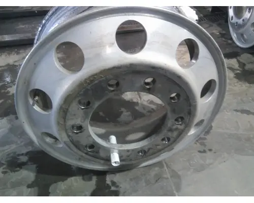 HUB PILOTED - ALUMINUM 22.5 X 8.25 WHEEL