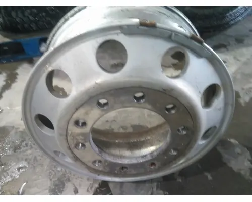 HUB PILOTED - ALUMINUM 22.5 X 8.25 WHEEL