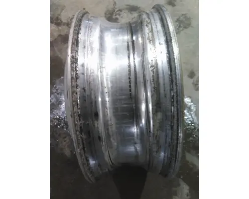 HUB PILOTED - ALUMINUM 22.5 X 8.25 WHEEL