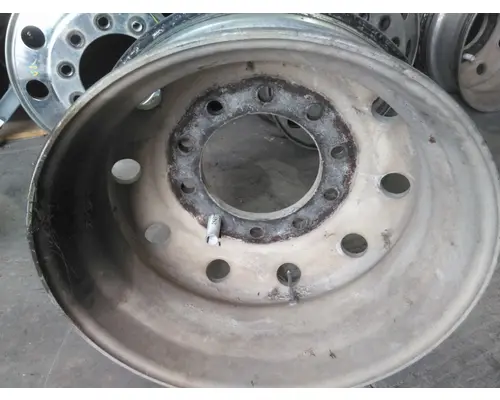 HUB PILOTED - ALUMINUM 22.5 X 8.25 WHEEL