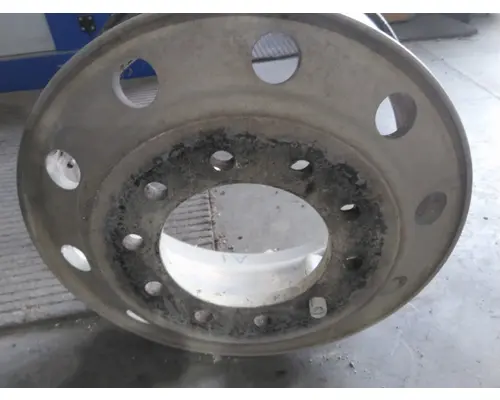 HUB PILOTED - ALUMINUM 22.5 X 8.25 WHEEL