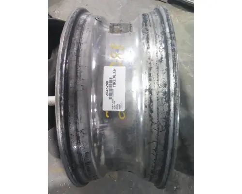 HUB PILOTED - ALUMINUM 22.5 X 8.25 WHEEL