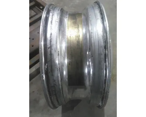 HUB PILOTED - ALUMINUM 22.5 X 8.25 WHEEL